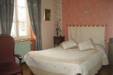 ホテル La Thuilerie Des Fontaines