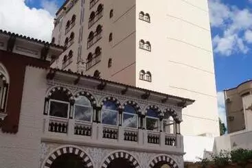 Szálloda Tamareiras Park