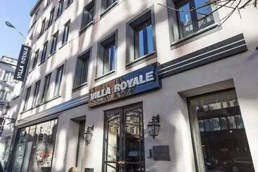 ホテル Villa Royale