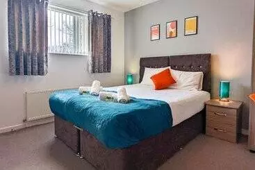 Hotelli Outfield Homes