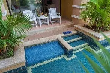 Hotel Ayodhaya Palace Beach Resort Krabi