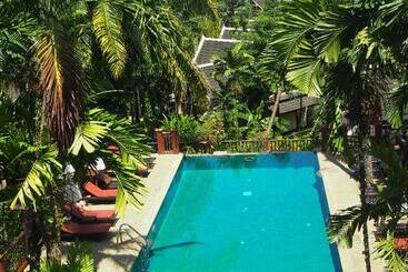 ホテル Khaolak Palm Beach Resort