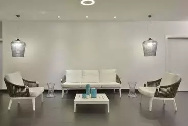 בית מלון כפרי Paestum Inn Beach Resort