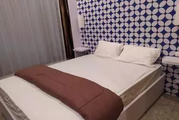 Hotel Oyo 90256 My Kost