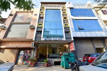 בית מלון כפרי Vaccinated Staff  Spot On Jai1267  Taj Inn