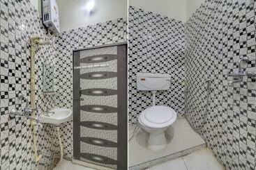 فندق Oyo 77774 Utsav Residency