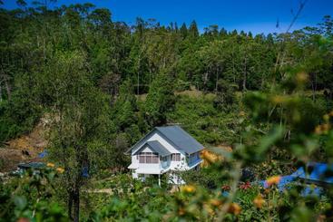 ペンション Oyo 77946 Skylark