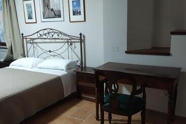 مبيت وإفطار La Tenuta Del Barone