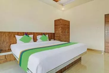 Resort Treebo The Venna Hill