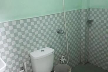 Hotel Oyo 706 Bt Realty