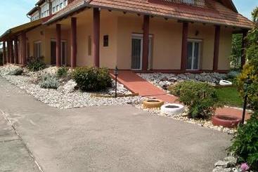 Bed and Breakfast Napocska Panzió