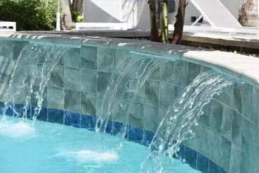 호텔 Barefoot Beach Club