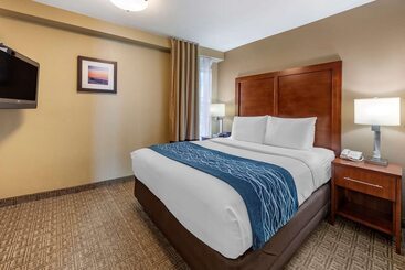 هتل Comfort Inn & Suites Ventura Beach