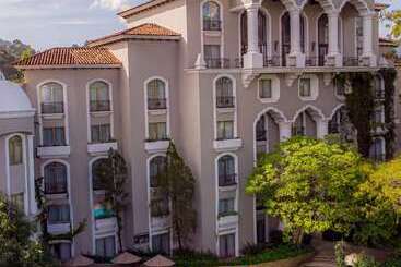 هتل Hilton Guatemala City