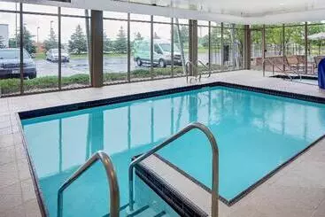 בית מלון כפרי Springhill Suites By Marriott Green Bay