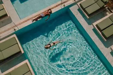 Апартаменты Paralos Venus Suites Adults Only