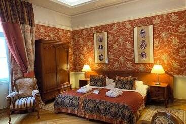 Otel The Bonerowski Palace Boutique