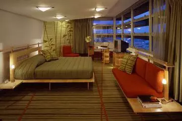 ホテル Inn At Price Tower