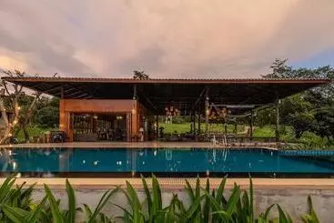 Hotel Doi Inthanon Riverside Resort