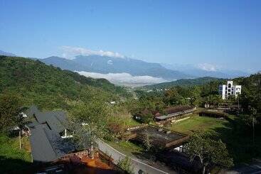 هتل Moon Water Resort