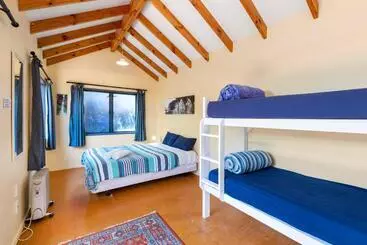Hotel Raglan Backpackers