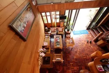 هتل The Good View Guesthouse