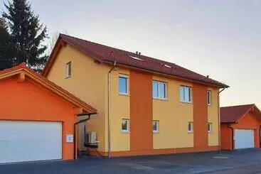 Pansiyon Gästehaus Traunreut   Monteur Und Gästezimmer