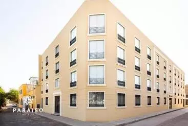 هتل Es Paraiso Piura