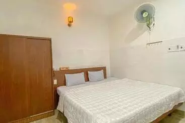 Hotell Khách Sạn Ngọc Bích