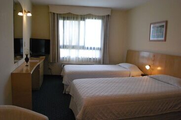 アパートホテル Marti Apart