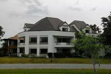 Hotel Samerdrow Khao Yai