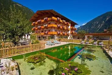 Landhotel Rauchenwalderhof