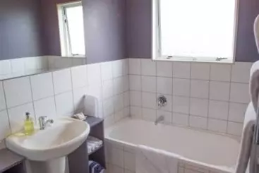 Asure Colonial Lodge Motel