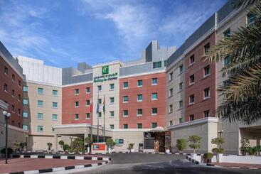هتل Holiday Inn Express Dubai Internet City, An Ihg