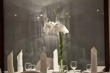 Kingsgate Hotel By Millennium