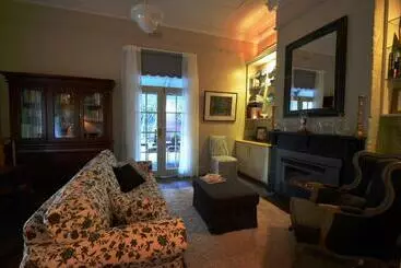 Bed and Breakfast Clement House