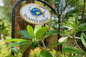 בית מלון כפרי Snapper House