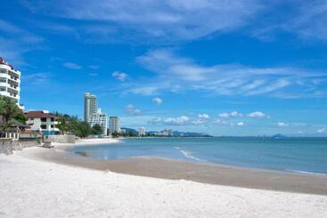 Hotel Tong Mee House Hua Hin