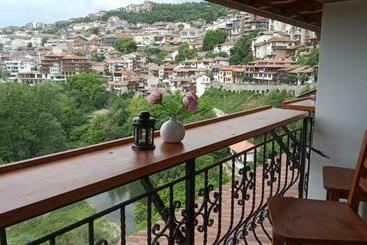 پانسیون Tarnovo Studios Old Town
