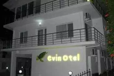 Evin Otel