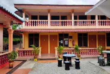 Hotell Oyo 90227 Seri Tanjung Homestay