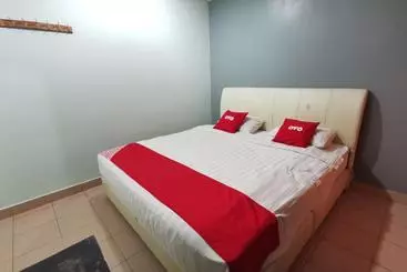 Hotelli Oyo 90239 Living Inn