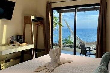 هتل Paradise Surf