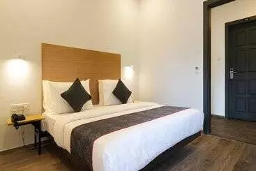 Hotel Triton
