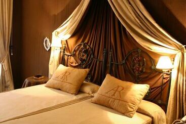 Отель Afan De Rivera