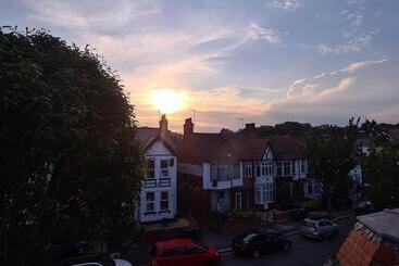 Citystay Albert Apartments In Hendon Nw4