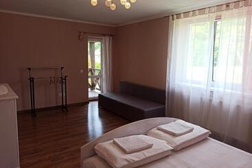 Nocleg ze śniadaniem гостьовий дім тая