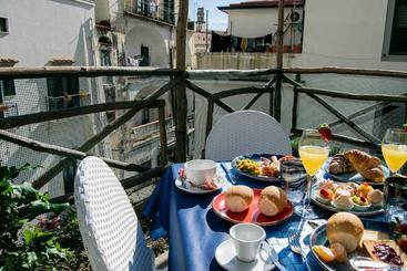 Bed and Breakfast Atrani Rooms