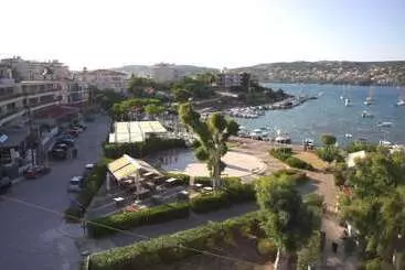 Hotelli Nikolaki Rooms