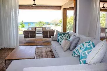 هتل Manta Cove By Horizon Holidays